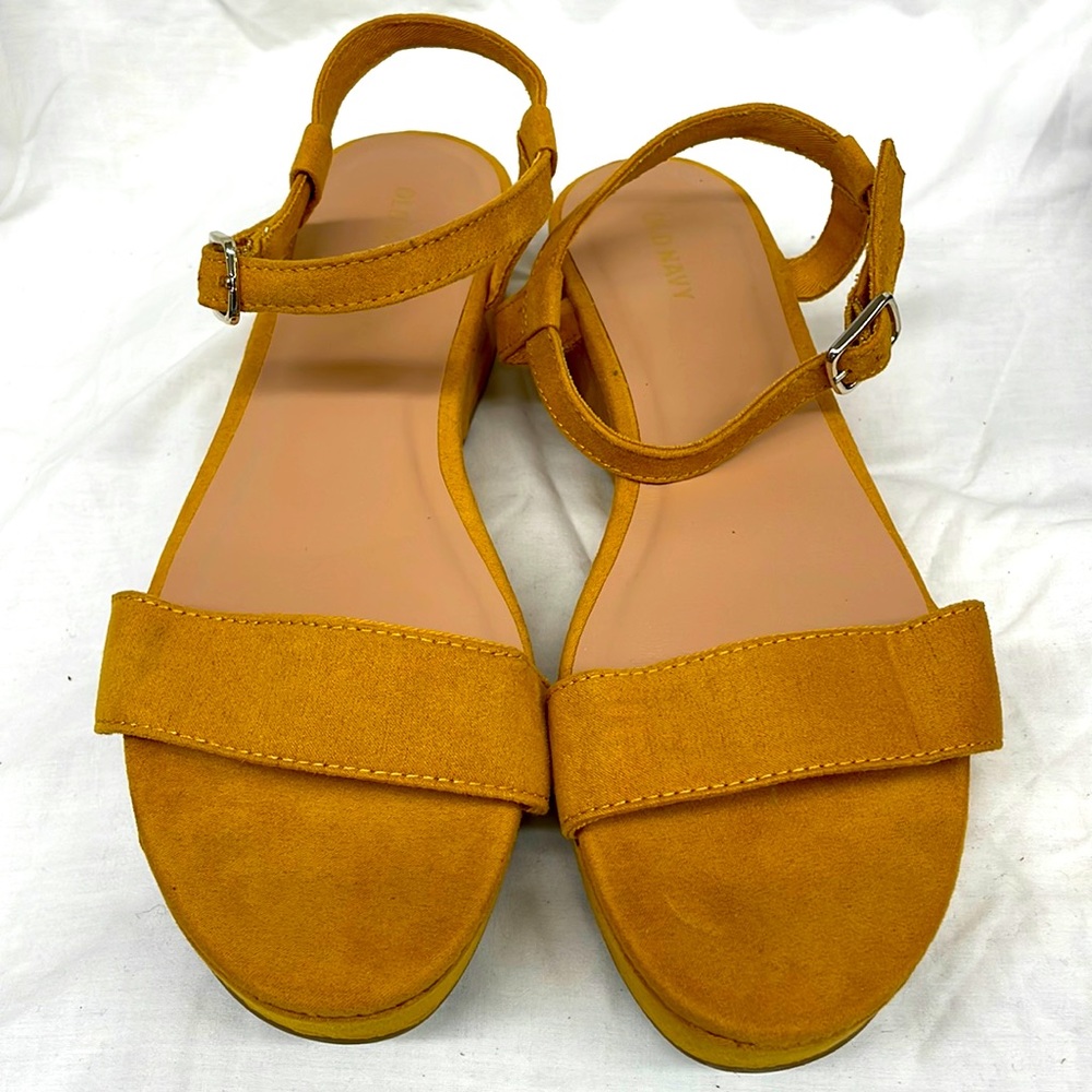 Old navy suede platform wedge heel sandals ladies sz 9